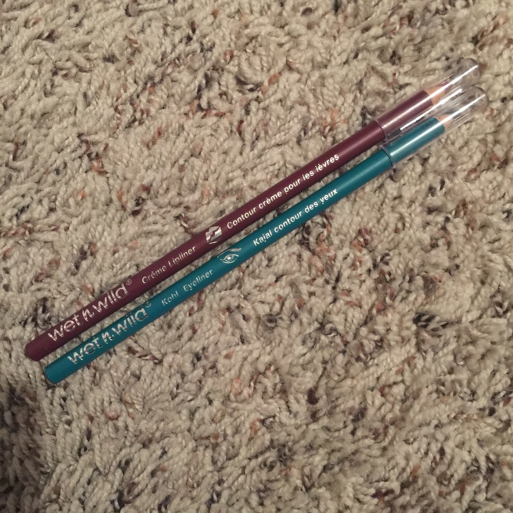 TWO eyeliner/lipliner pencils